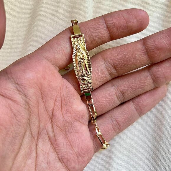 vintage gold virgin mary cuban link figaro bracelet - Picture 2 of 8